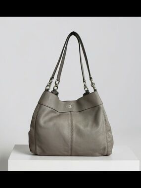 Authentic Coach Lexy Pebble Leather Shoulder Bag in Taupe Grey